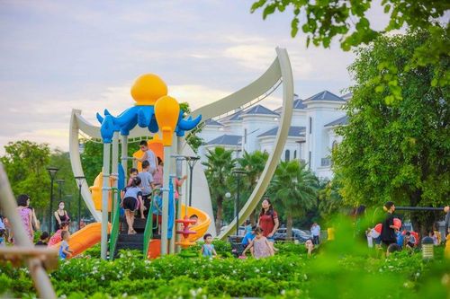 Phát động cuộc thi viết 'Hành trình về phía Đông: Nhà mới, cuộc sống mới'