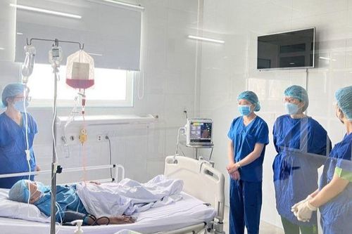 Người bệnh hưởng lợi khi kỹ thuật ghép tế bào gốc tự thân được chuyển giao
