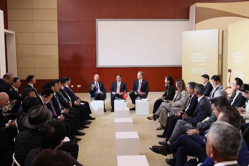WEF: Việt Nam là một trong những điểm sáng phục hồi kinh tế, chuyển đổi mô hình tăng trưởng