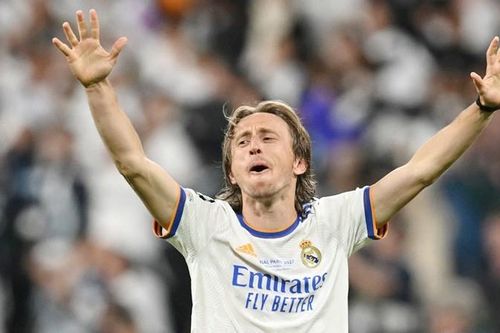 Modric từ chối đề nghị 'lớn nhất từ trước đến nay' để ở lại Real Madrid