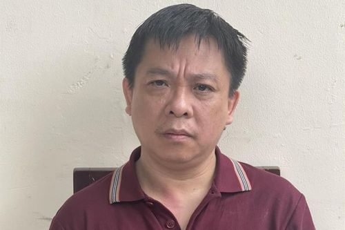 Chủ tịch Công ty Vàng Phú Cường bị bắt vì 'Vận chuyển trái phép tiền tệ qua biên giới'