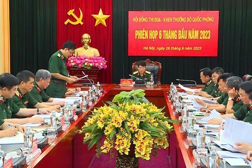 Phiên họp 6 tháng đầu năm của Hội đồng Thi đua - Khen thưởng Bộ Quốc phòng