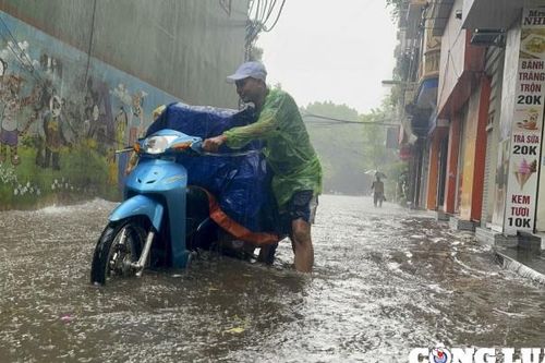 Chủ động ứng phó với mưa lớn, nguy cơ xảy ra lũ quét và sạt lở đất trên diện rộng