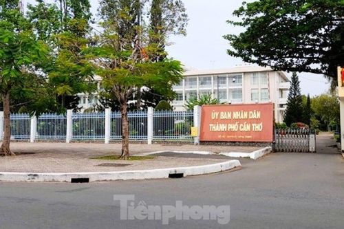 Cán bộ luân chuyển phải 'có đạo đức, trình độ'