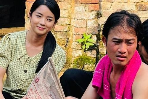 Doãn Quốc Đam tiếp tục đóng cặp với Lệ Quyên 'Phố trong làng'