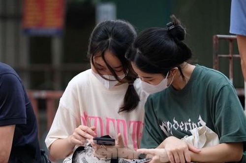 Thi tốt nghiệp THPT: Vì sao dễ đoán trúng tác phẩm văn học trong đề Ngữ văn?