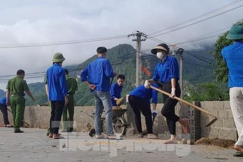Sân chơi từ lốp xe tái chế