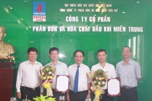 Chủ tịch Hội Dầu khí Việt Nam làm việc với Hội Dầu khí Nam Trung Bộ - Tây Nguyên