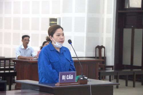 Nhân viên bảo hiểm lừa đảo hơn nửa tỉ đồng