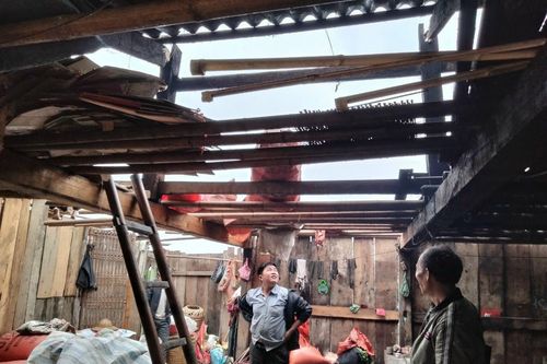 Mưa dông gây thiệt hại tại huyện miền núi Bảo Lạc