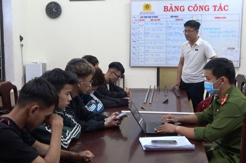 Kịp thời ngăn chặn hai nhóm thanh niên cầm hung khí đi giải quyết mâu thuẫn