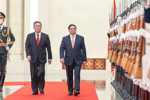 Thủ tướng Trung Quốc Lý Cường chủ trì lễ đón Thủ tướng Phạm Minh Chính