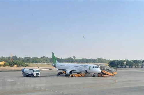 Khẩn trương thực hiện kế hoạch nâng cấp Cảng Hàng không Cà Mau