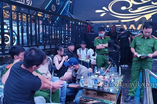 Lâm Đồng: Phát hiện 26 người dương tính với ma túy trong quán bar