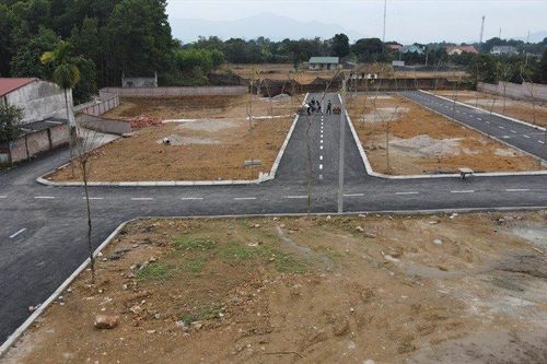 Cho phép địa phương được quyết định phân lô, bán nền