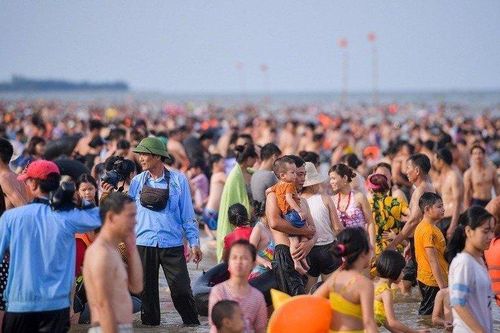 Lý do du khách tăng đột biến ở thành phố Sầm Sơn