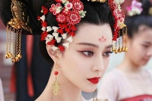 Nữ hoàng đế Võ Tắc Thiên và 2 lời tiên tri bí ẩn