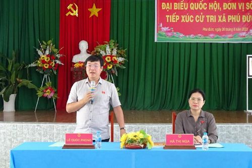 Cử tri kiến nghị nhiều vấn đề liên quan đến đời sống dân sinh