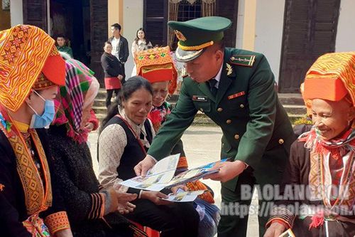 Dân vận khéo nơi biên giới