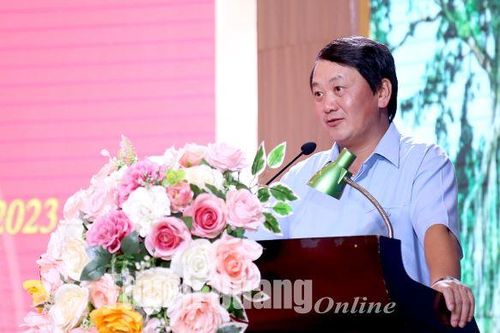 Bàn các giải pháp triển khai Chương trình mục tiêu quốc gia phát triển kinh tế - xã hội vùng đồng bào dân tộc thiểu số và miền núi