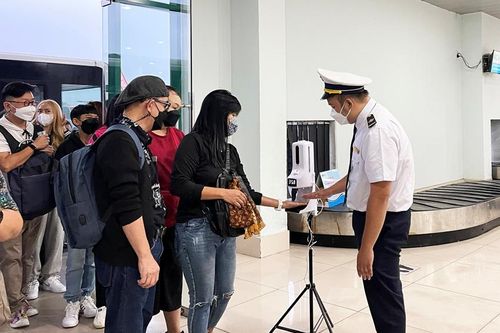 Bàn giao phòng làm việc và cơ sở vật chất phục vụ kiểm dịch quốc tế