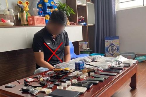 Triệt phá đường dây cung cấp thiết bị gian lận thi cử trước kỳ thi THPT Quốc gia