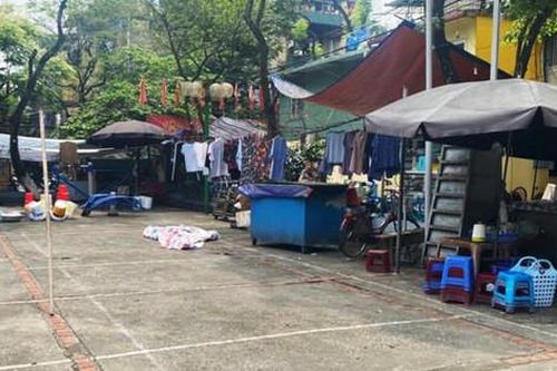 Lộn xộn trật tự đô thị tại nhà D3, D5 Giảng Võ