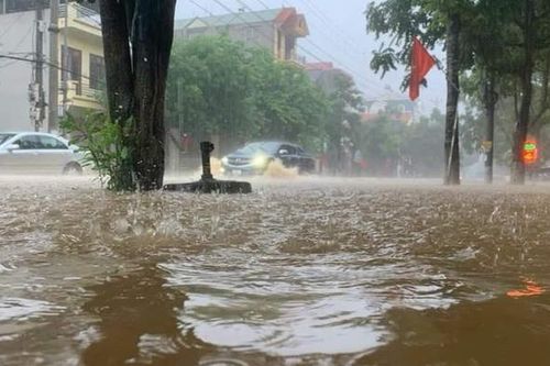 Mưa dông ở miền Bắc kéo dài đến khi nào?