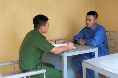 Vĩnh Phúc: Hai thanh niên táo tợn cướp 2 xe máy giữa ban ngày