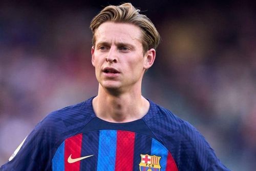 8 cầu thủ sắp phải rời Barcelona