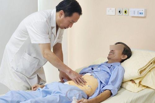 Loại bỏ khối u thận khổng lồ nặng 5,5kg