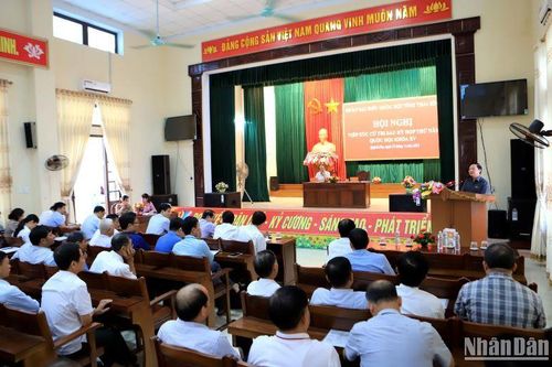 Phó Chủ tịch Quốc hội Nguyễn Khắc Định tiếp xúc cử tri Thái Bình