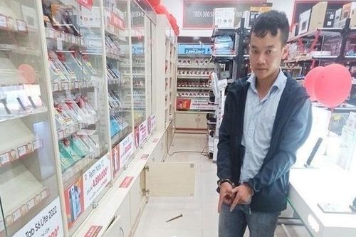Hải Dương: Đạo chích đột nhập FPT Shop, trộm 41 điện thoại gần 1 tỷ