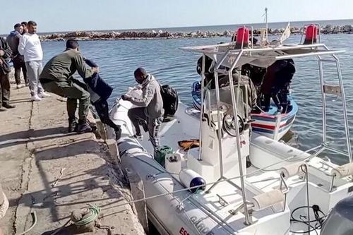EU sẽ viện trợ cho Tunisia đi kèm điều kiện, Italy cần làm điều này với người di cư