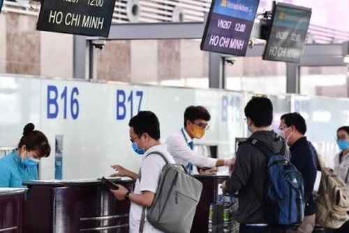 Khách bay nội địa có dấu hiệu chững lại