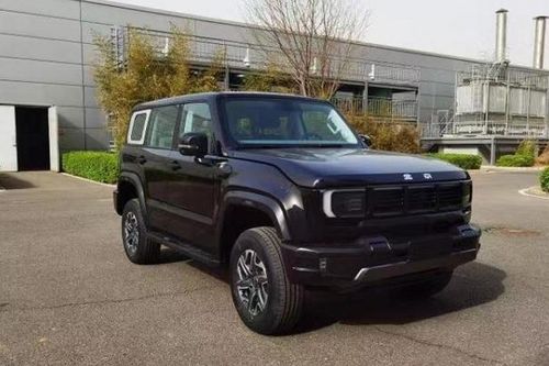 Beijing BJ40 thế hệ mới hé lộ diện thiết kế sang chảnh