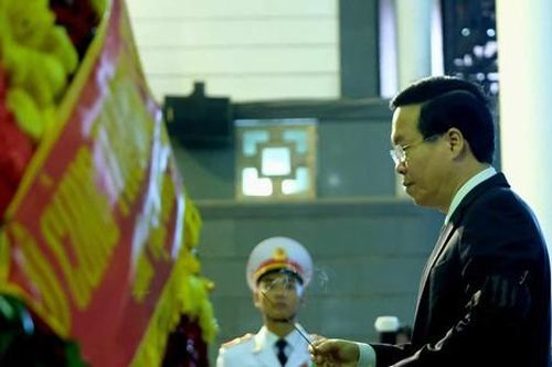 Lãnh đạo Đảng, Nhà nước viếng nguyên Phó Thủ tướng Chính phủ Vũ Khoan