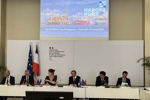 Bí thư Thành ủy Thành phố Hồ Chí Minh làm việc với doanh nghiệp Pháp