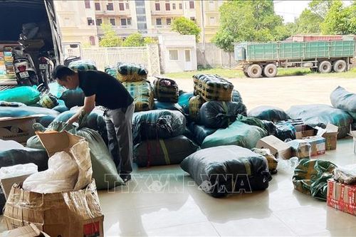 Liên tiếp phát hiện các vụ vận chuyển, kinh doanh hàng hóa nhập lậu