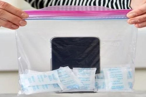 Gói hút ẩm nhỏ có 7 lợi ích lớn: Xử lý rắc rối cả đàn ông và phụ nữ cần, tiết kiệm bộn tiền