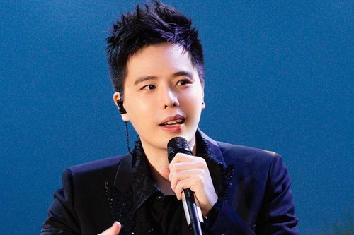 Trịnh Thăng Bình lại gây tranh cãi mạnh về giọng hát: 'Tưởng người nước ngoài hát tiếng Việt'!