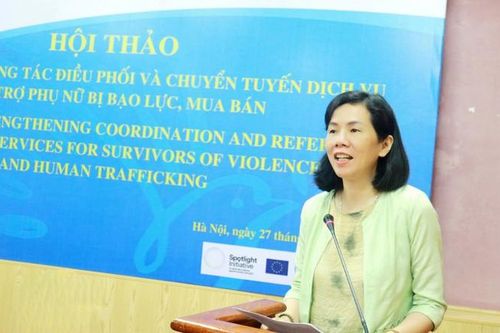 Tăng cường hỗ trợ phụ nữ bị bạo lực và mua bán