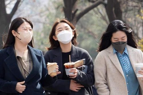 Người dân Hàn Quốc 'đồng loạt' được trẻ lại 1-2 tuổi, lý do vì sao?