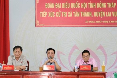 Cử tri gửi gắm nhiều kiến nghị đến Quốc hội