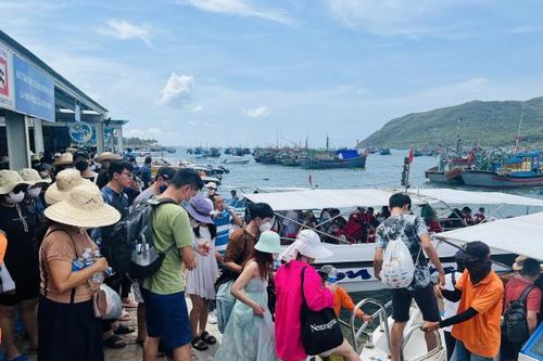 Ngành khách sạn 'đỏ mắt' tìm nhân lực
