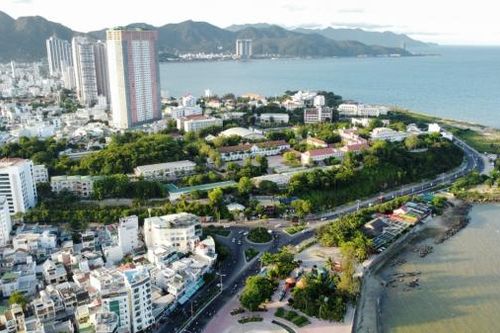 Thực hiện Nghị quyết số 18 của Thành ủy Nha Trang: Duy trì đường thông, hè thoáng