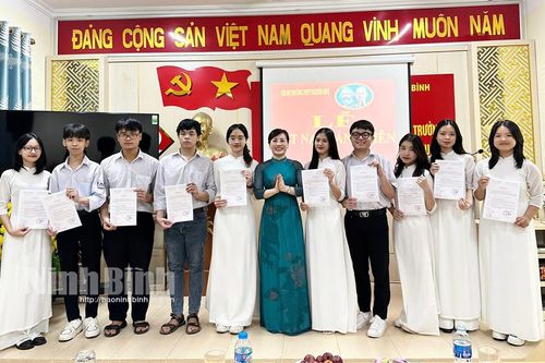 Tam Điệp quyết tâm hoàn thành chỉ tiêu kết nạp đảng viên trong nhiệm kỳ