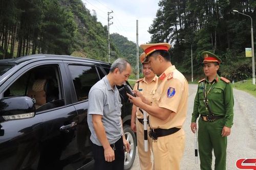 Vân Hồ đảm bảo an toàn giao thông