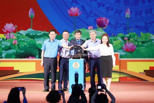 Công đoàn VNSTEEL nhiệm kỳ 2018- 2023: 5 năm - một hành trình đỏ