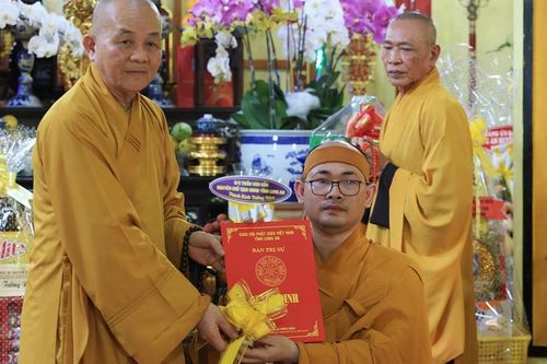 Long An: Công bố quyết định bổ nhiệm trụ trì chùa Thiên Long (H.Châu Thành)